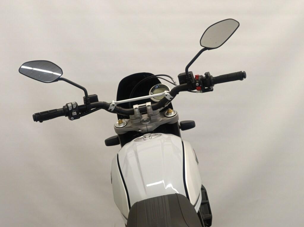 SCRAMBLER 800