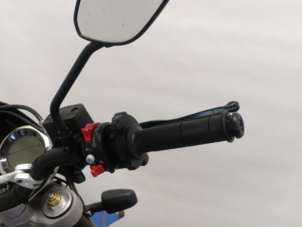 SCRAMBLER 800