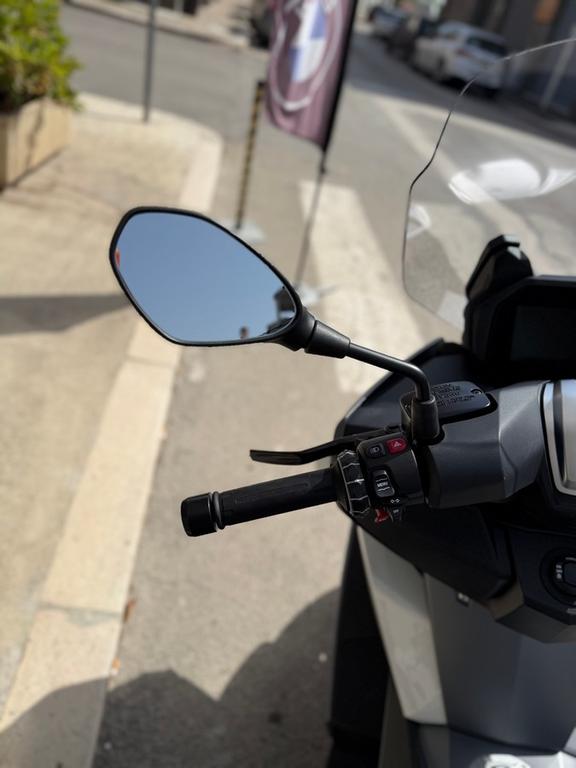 C 400 GT