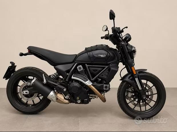 SCRAMBLER 800