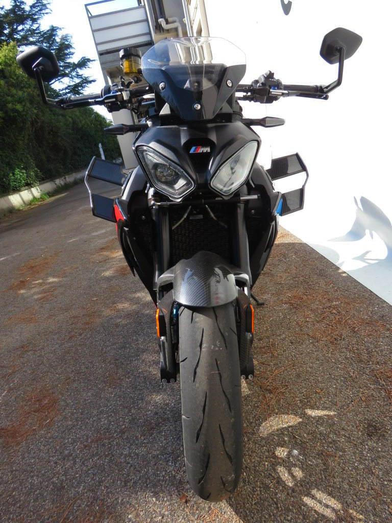 M 1000 R