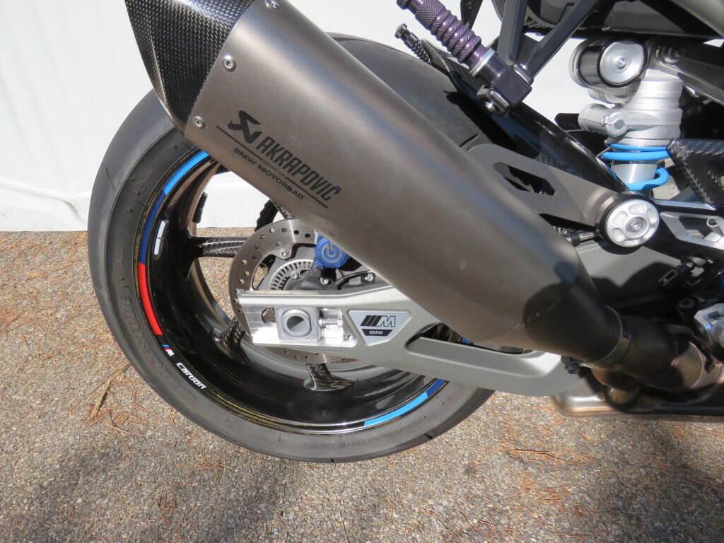M 1000 R
