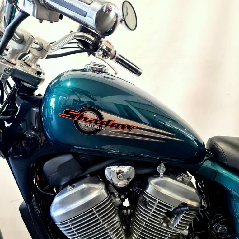 SHADOW VT 600