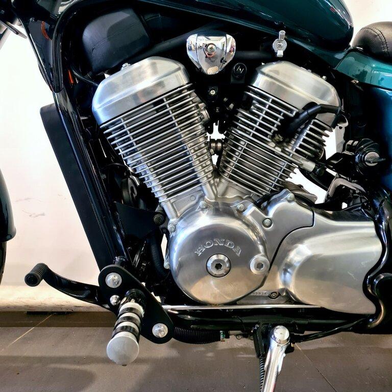 SHADOW VT 600