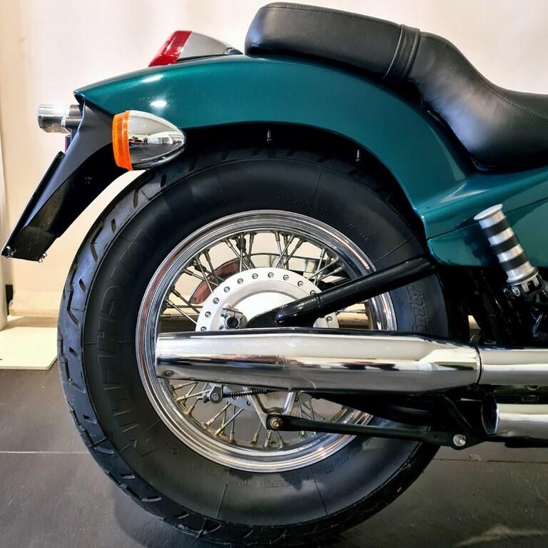 SHADOW VT 600