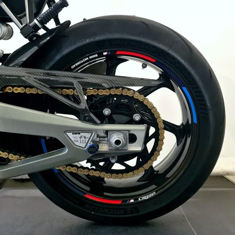M 1000 R