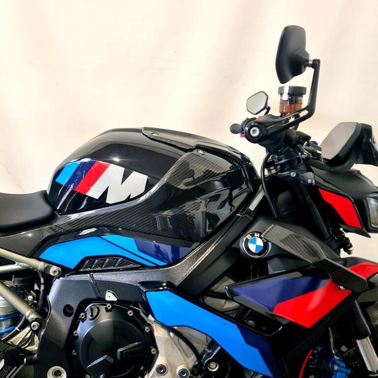M 1000 R