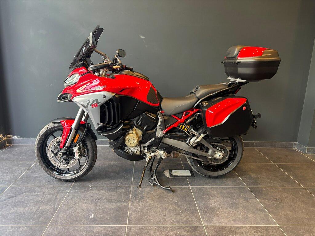 MULTISTRADA V4