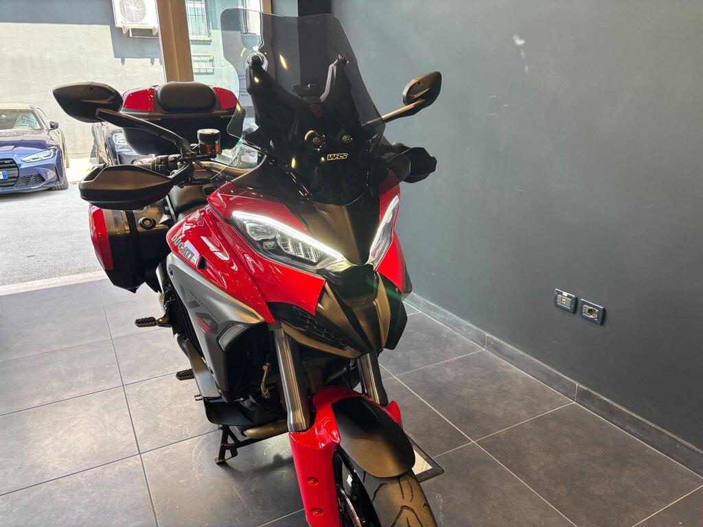 MULTISTRADA V4