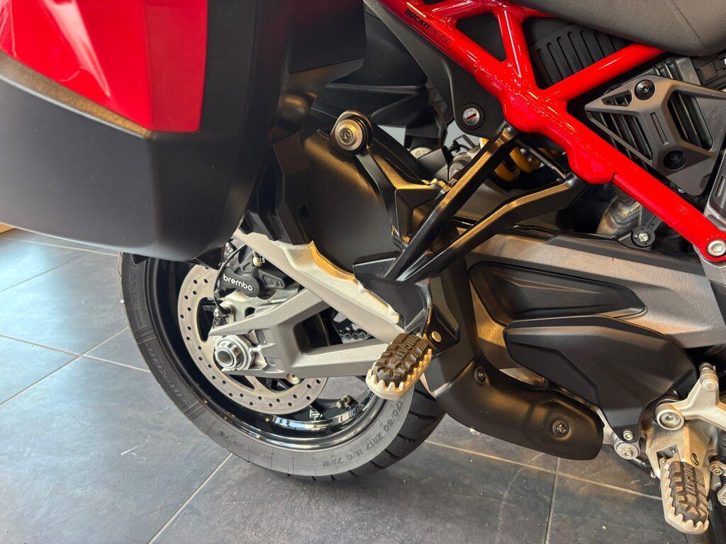 MULTISTRADA V4