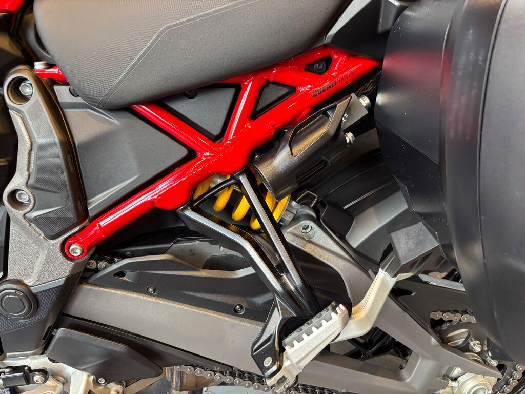 MULTISTRADA V4