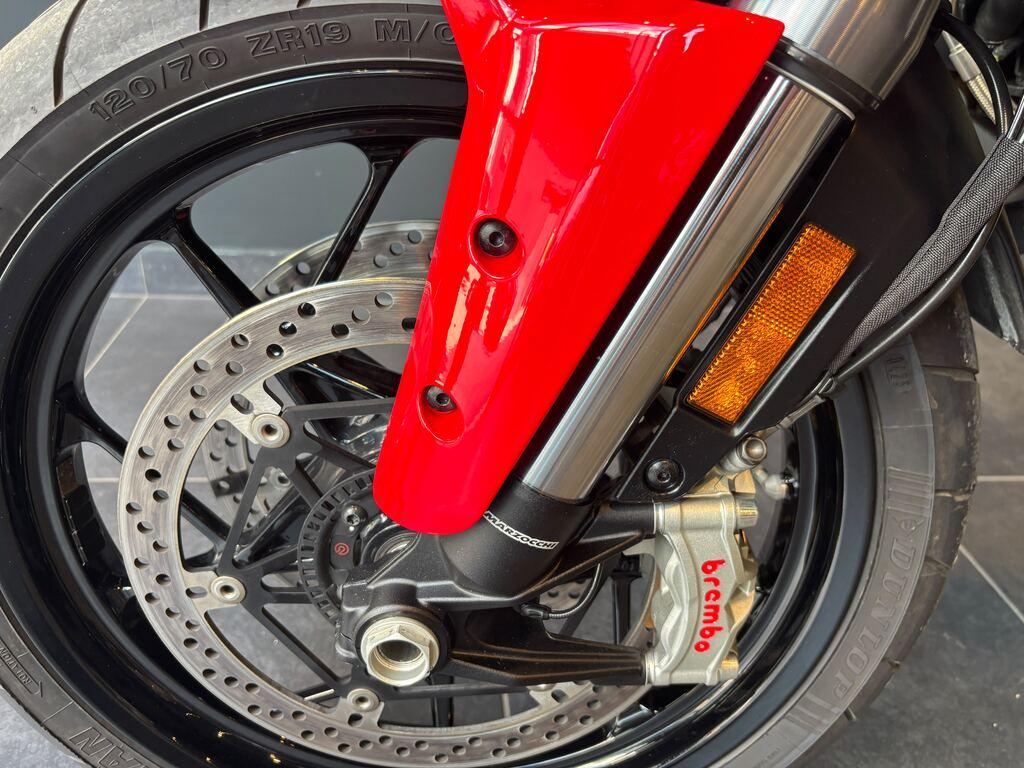 MULTISTRADA V4