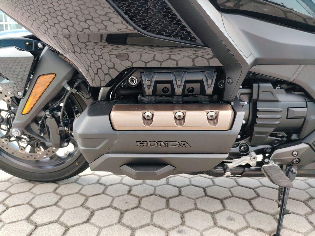 GOLD WING GL 1800