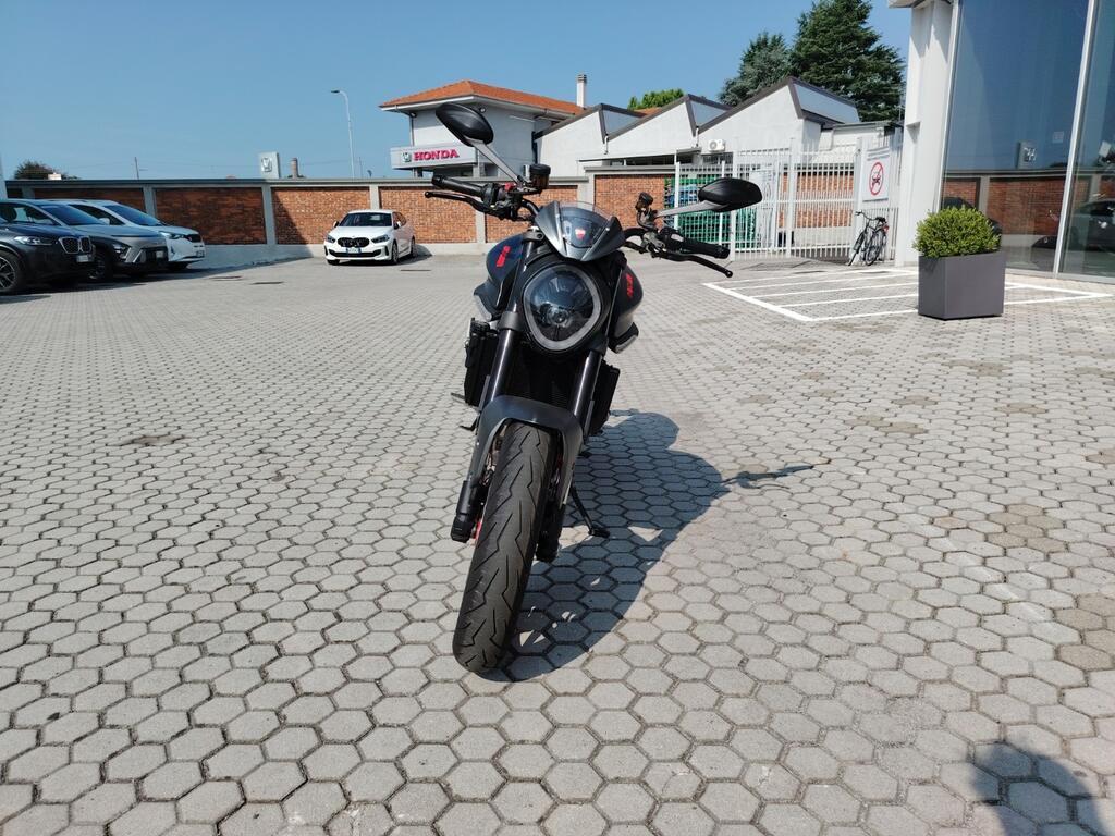 MONSTER 950