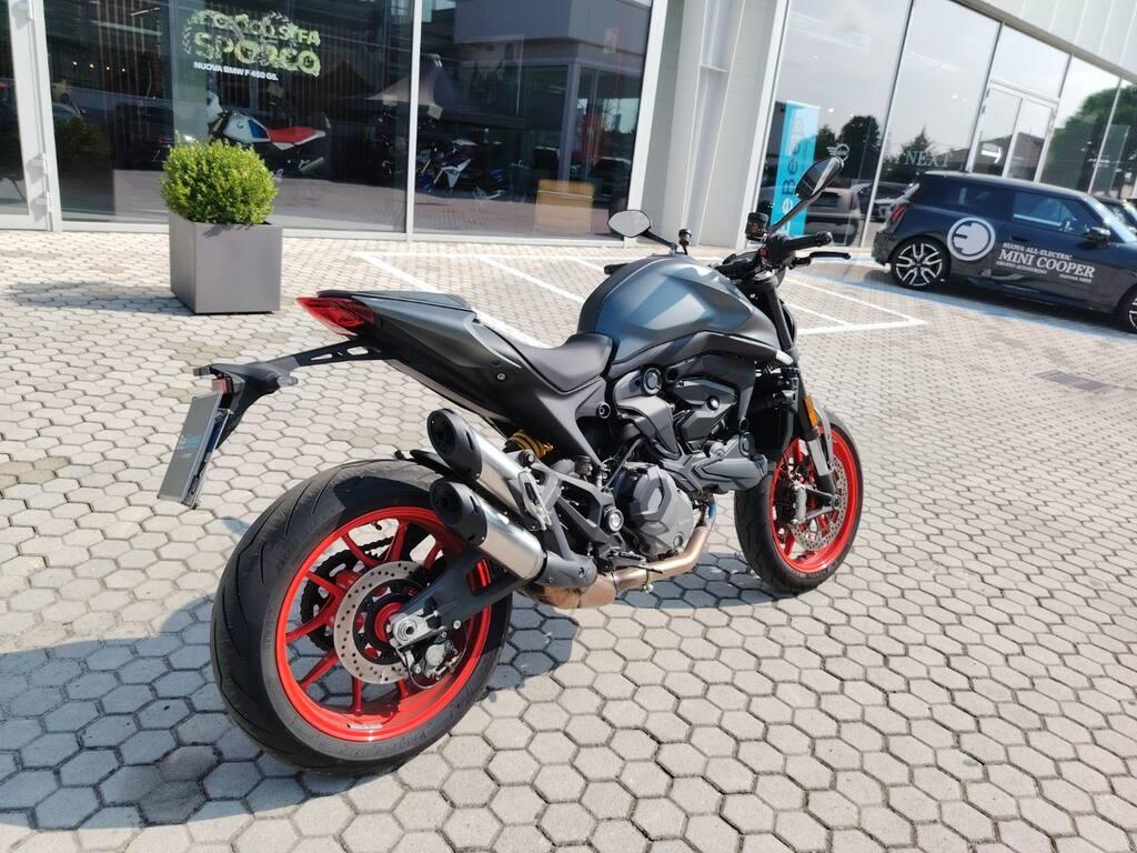 MONSTER 950