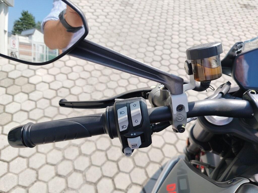 MONSTER 950