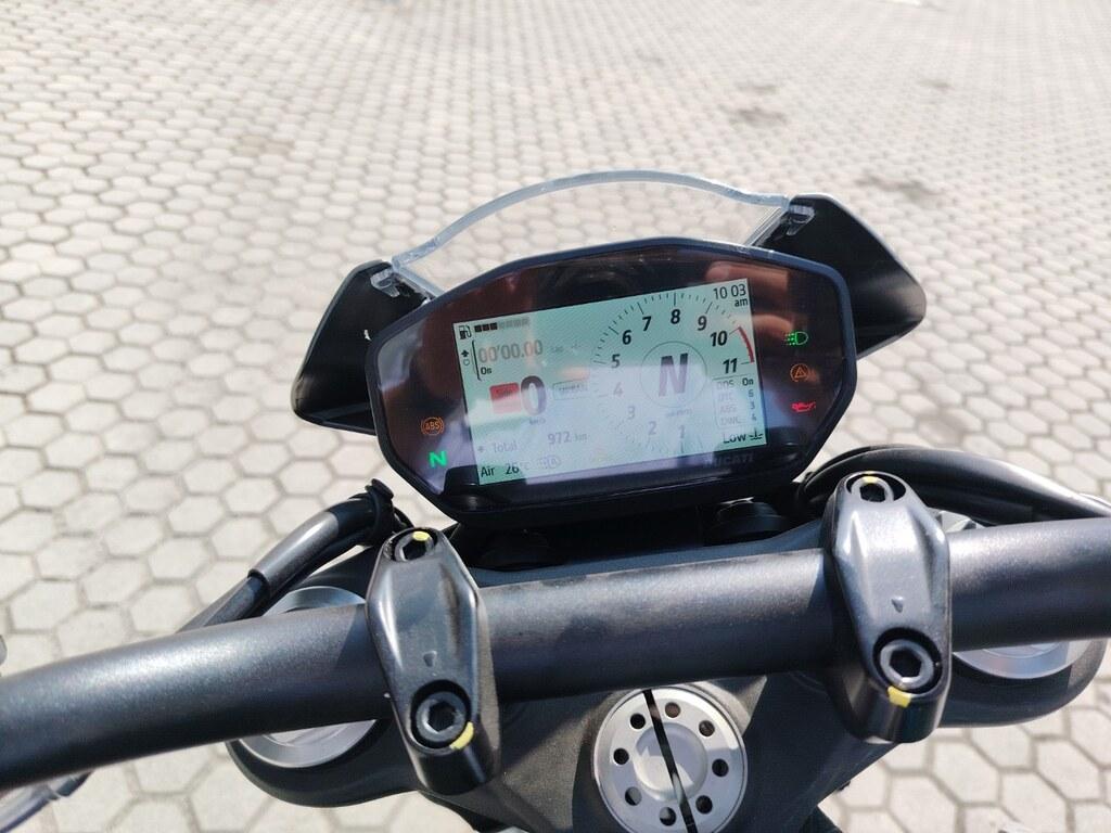MONSTER 950