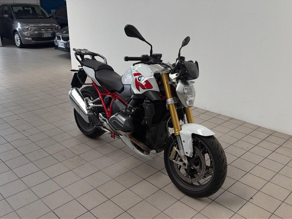R 1200 R