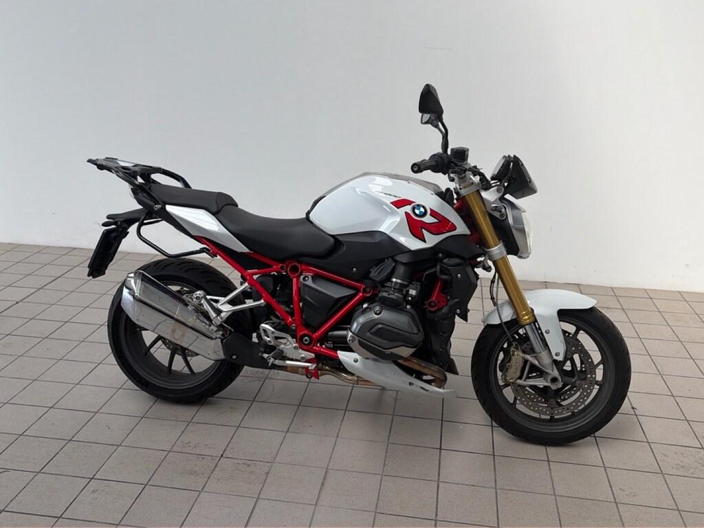 R 1200 R