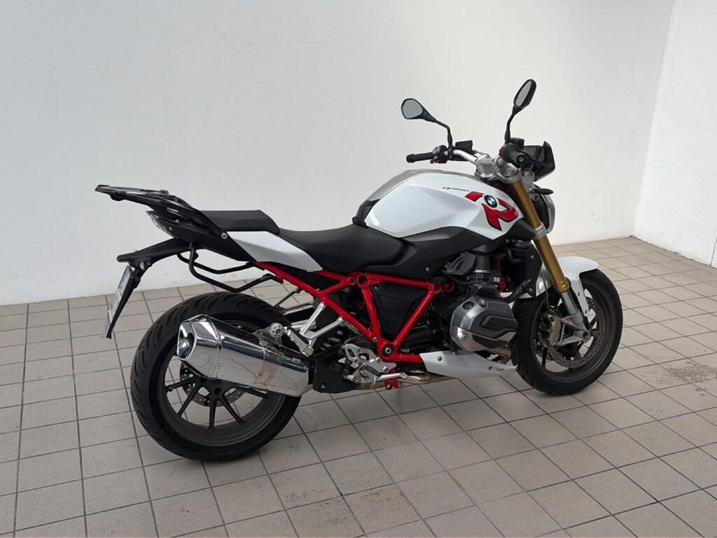 R 1200 R