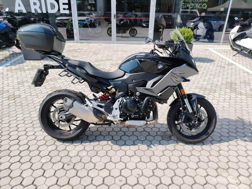 F 900 XR