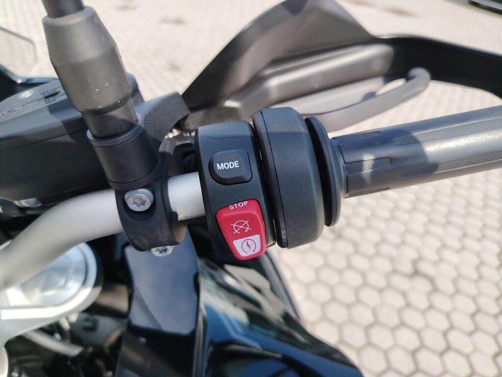 F 900 XR