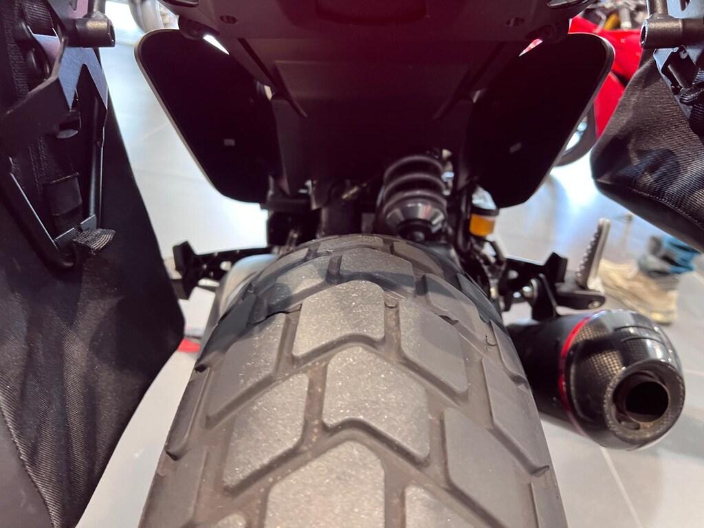 SCRAMBLER 800
