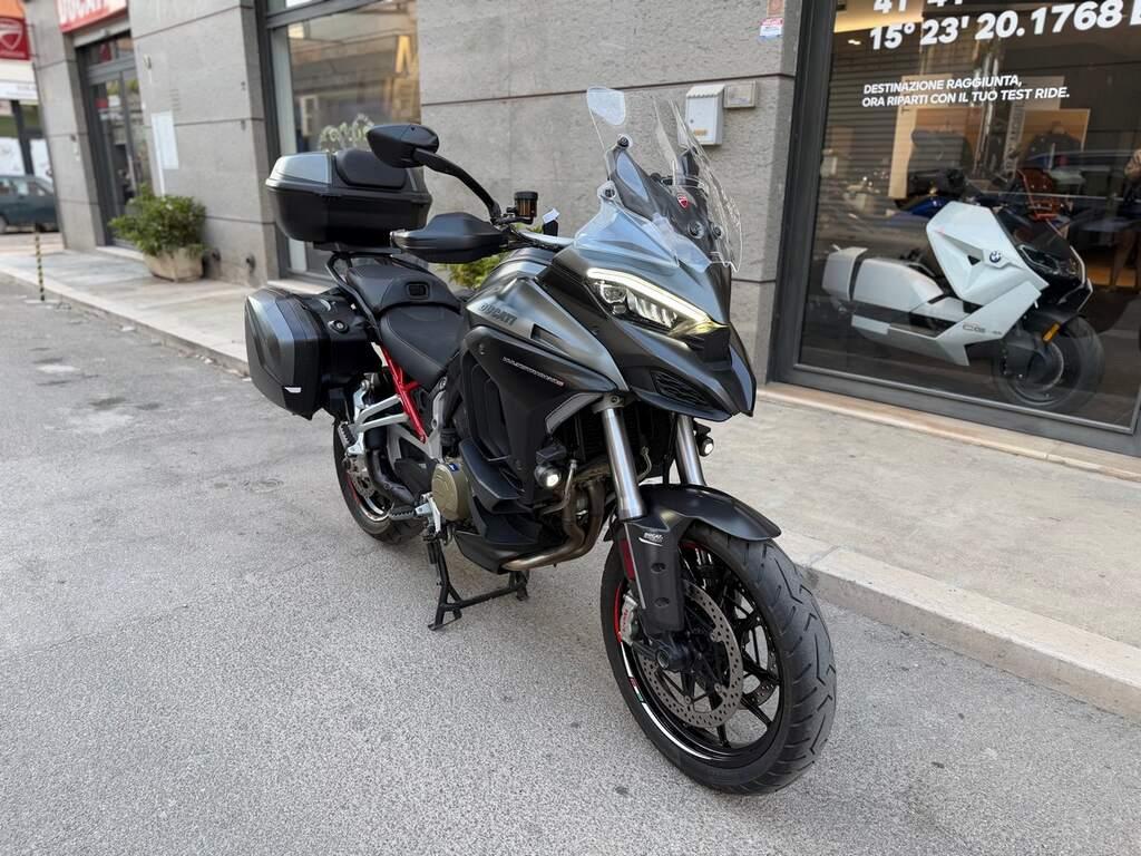 MULTISTRADA V4