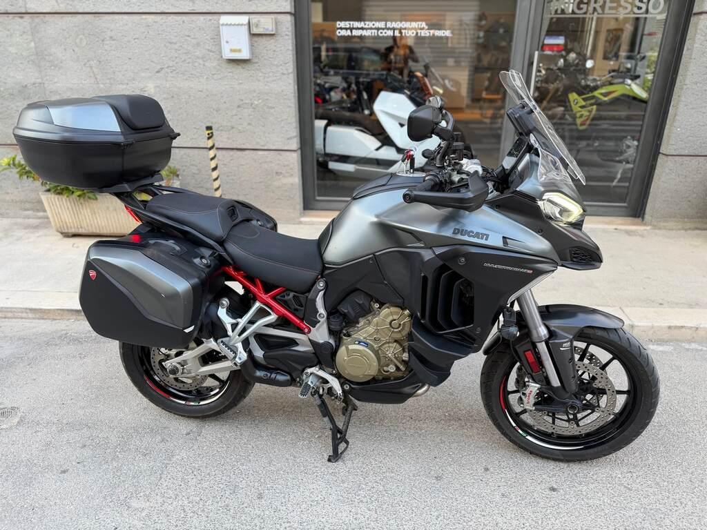 MULTISTRADA V4