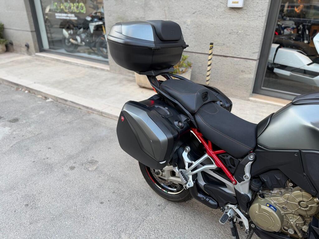 MULTISTRADA V4