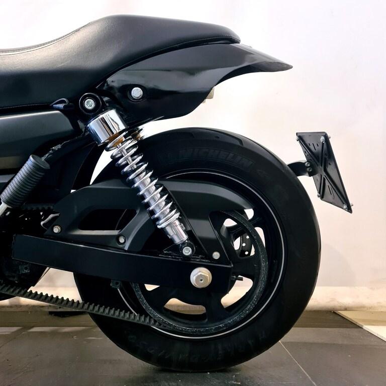 STREET 750