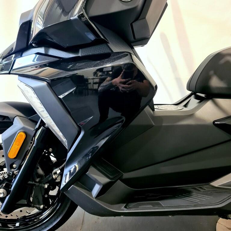C 400 X