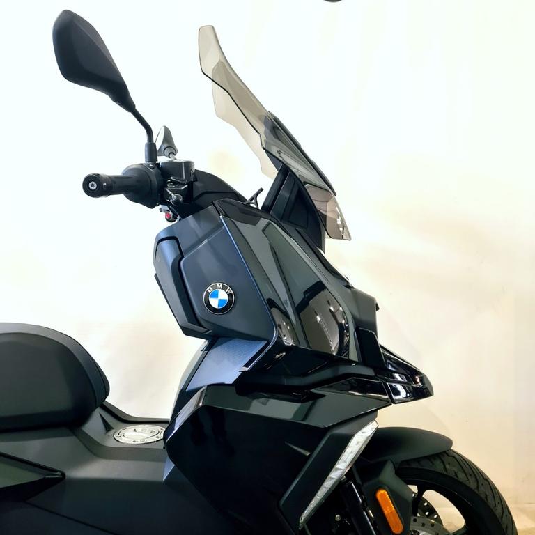 C 400 X