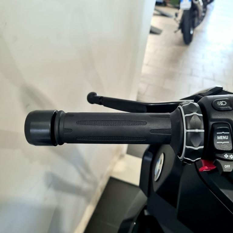 C 400 X