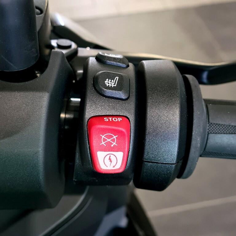 C 400 X