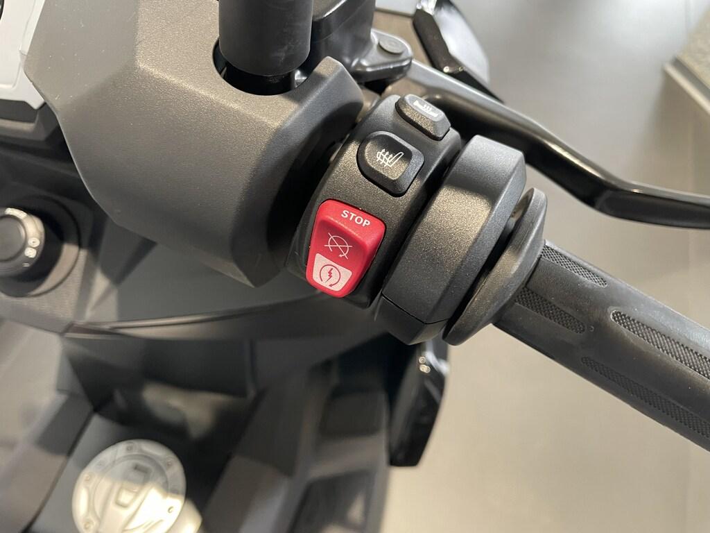 C 400 X