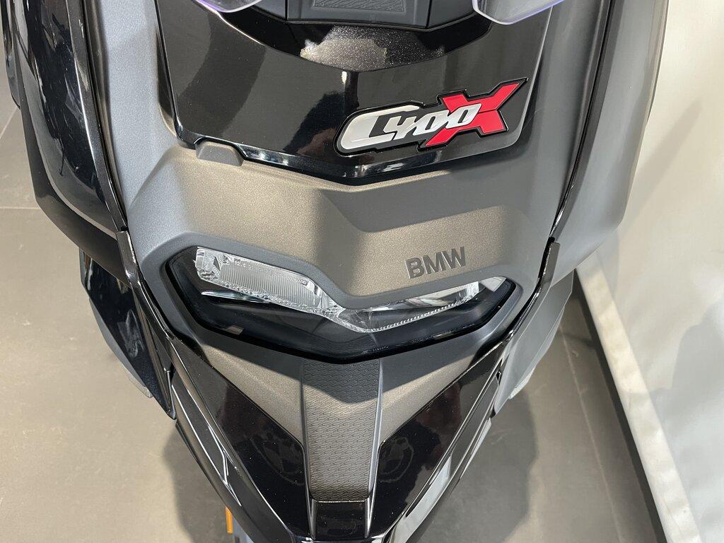 C 400 X