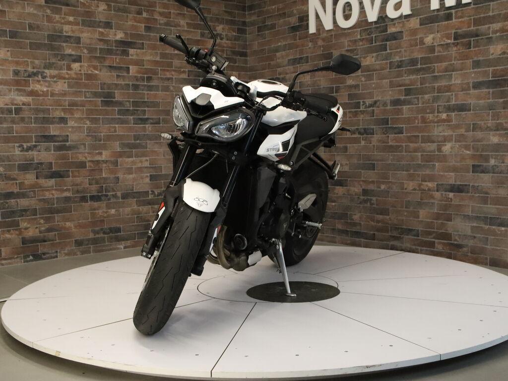 STREET TRIPLE 765