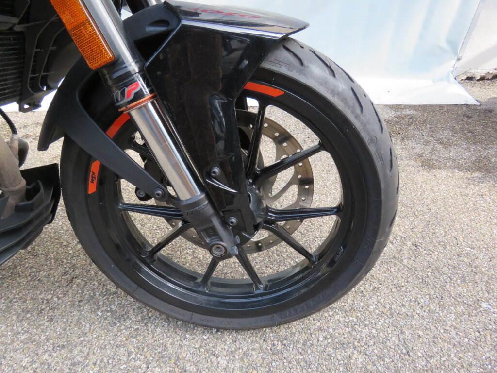 125 DUKE