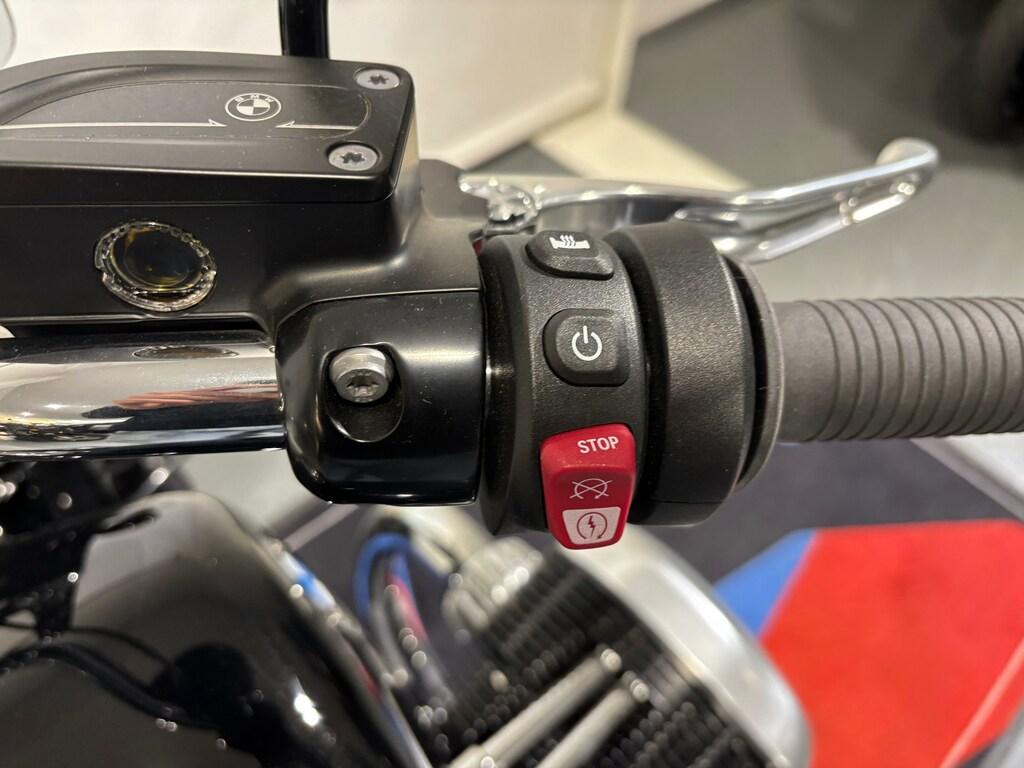 R 18