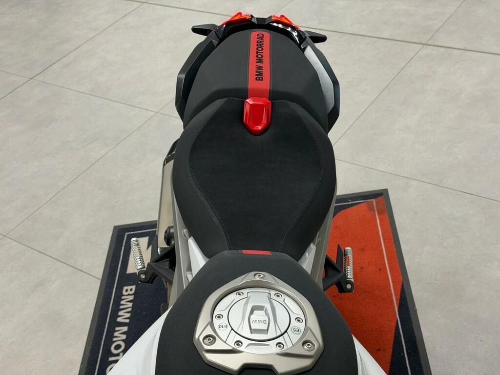 R 1300 RS