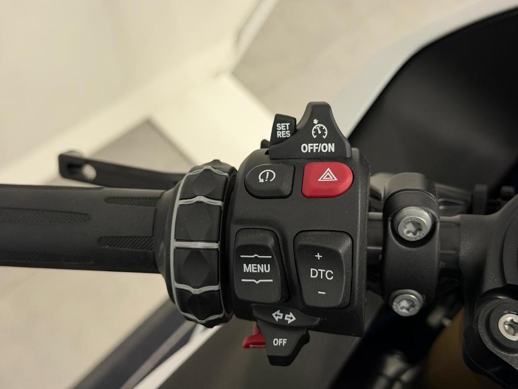 S 1000 RR