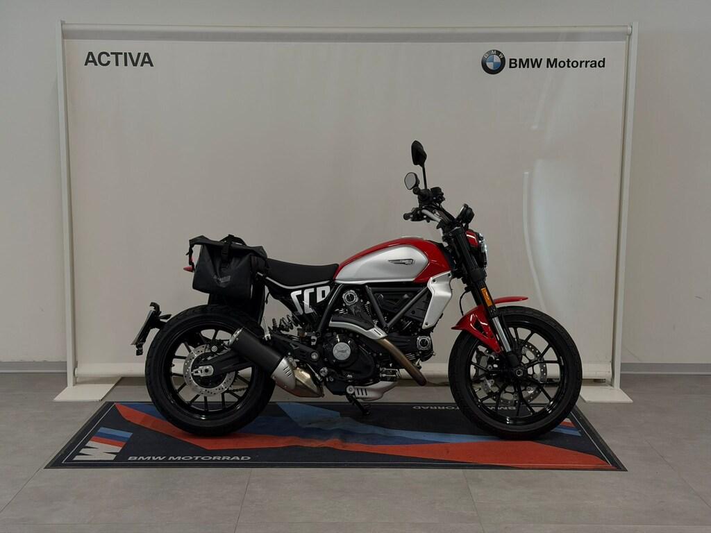 SCRAMBLER 800