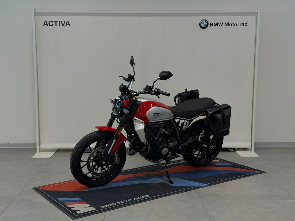 SCRAMBLER 800