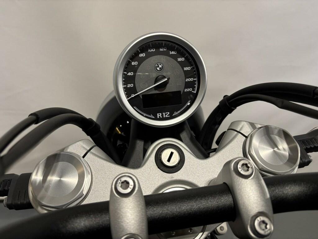R 12
