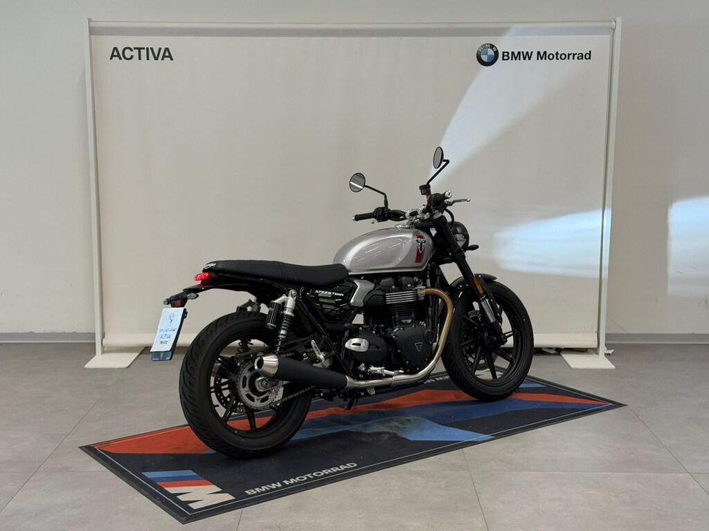 SPEED TWIN 900