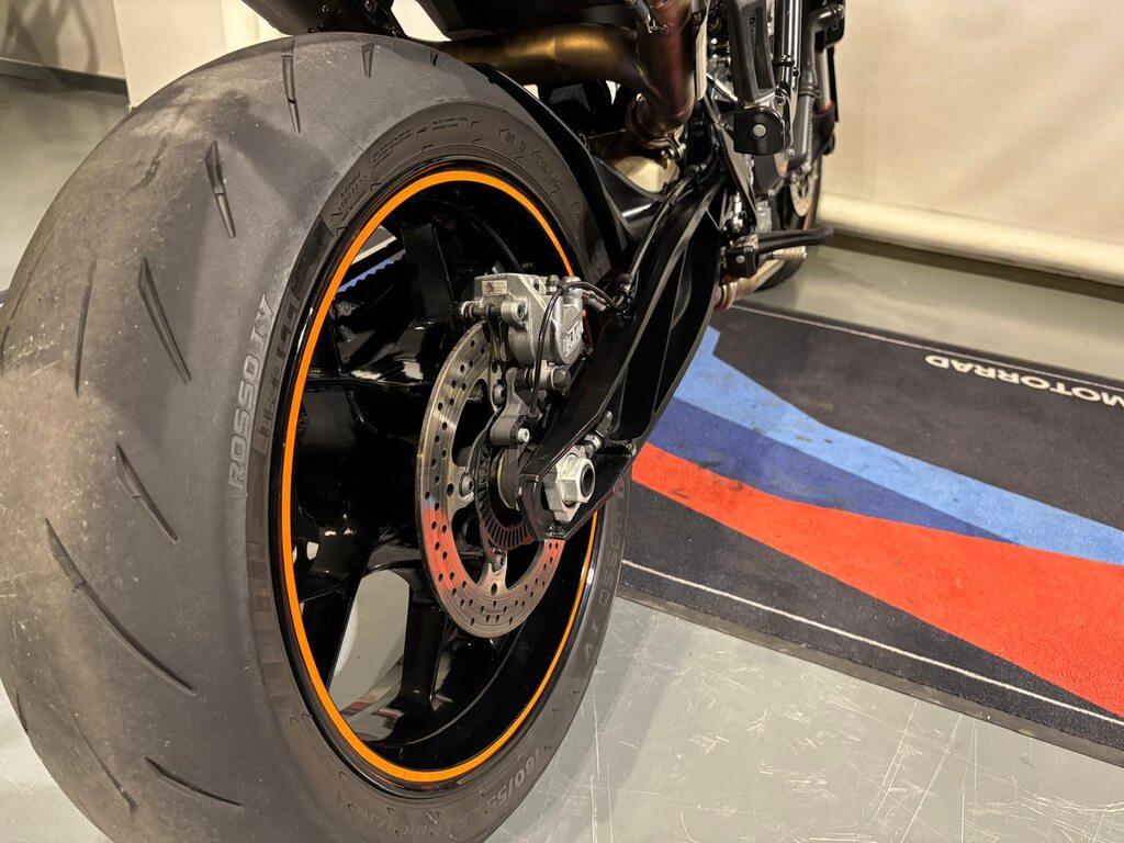 890 DUKE