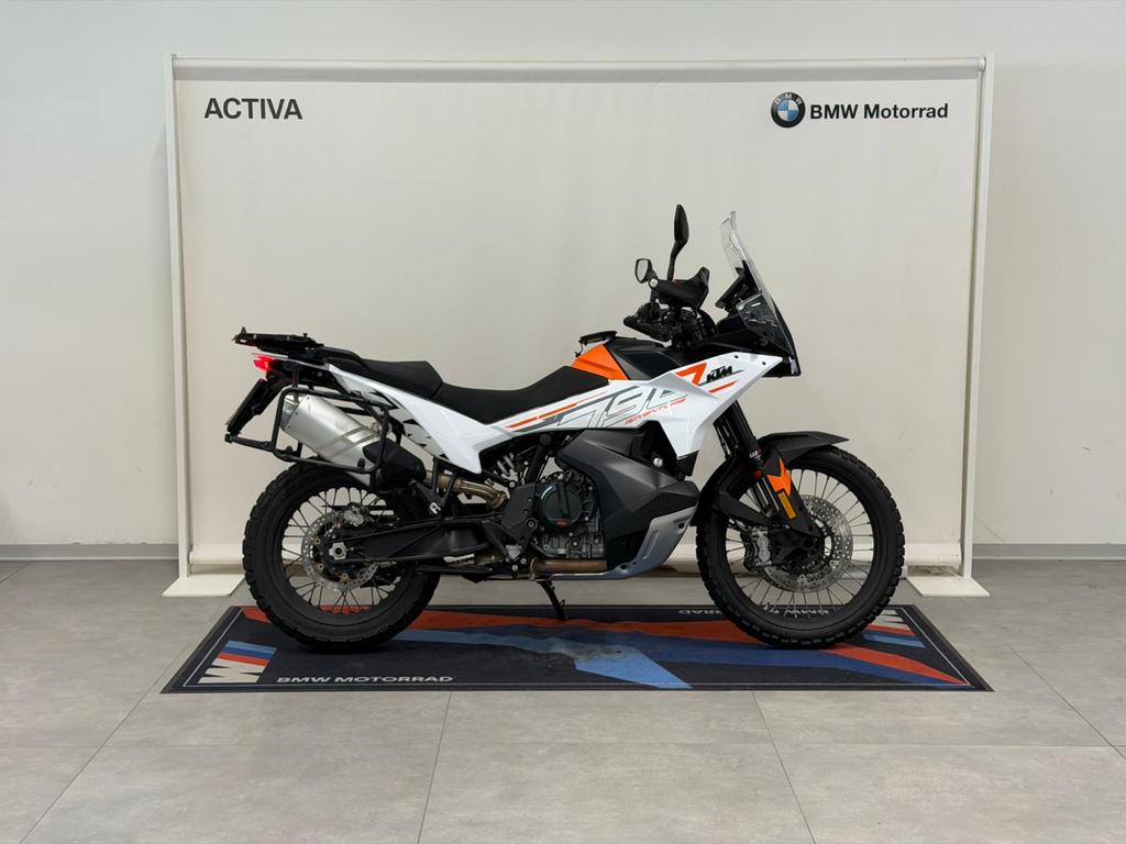 790 ADVENTURE