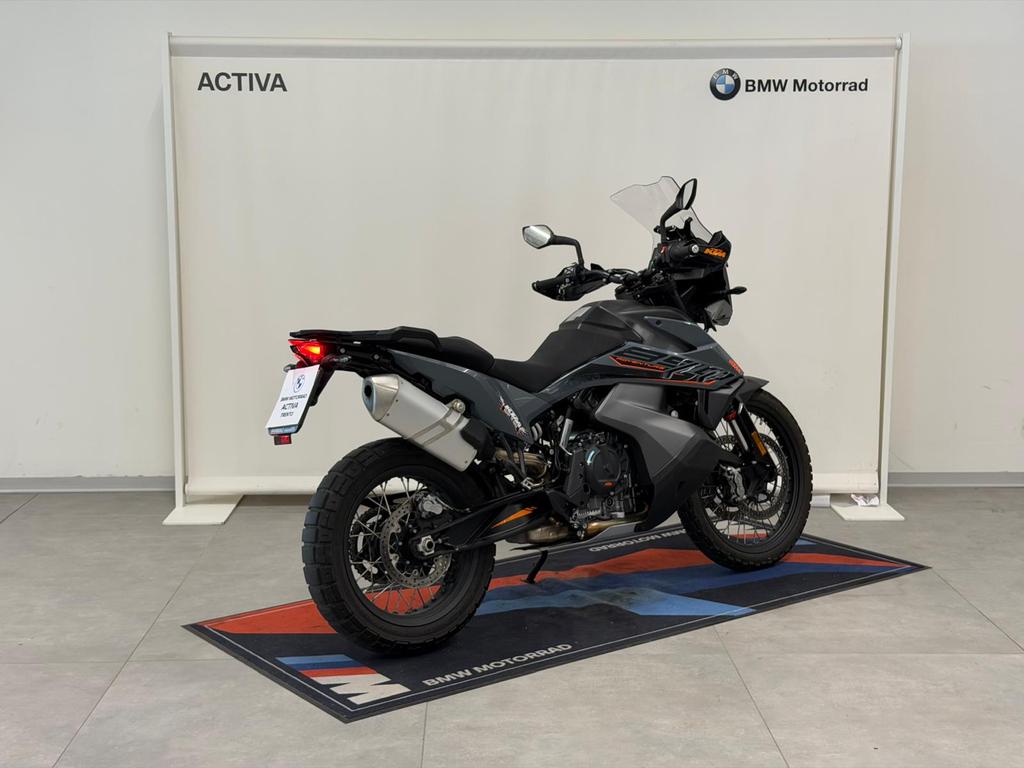 890 ADVENTURE