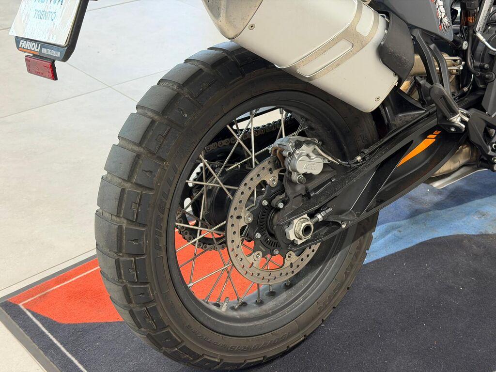 890 ADVENTURE